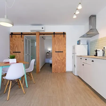 Apartment Dona Lola Beachfront