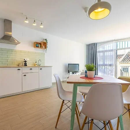 Dona Lola Beachfront Appartamento
